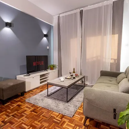 Beachfront Makenzy Apartamento